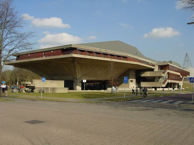 Delft, aula TU Delft, Van der Broek & Bakema