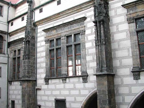 Okna Vladislavského sálu
